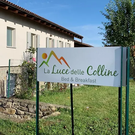 La Luce Delle Colline Couette-café Serravalle delle Langhe