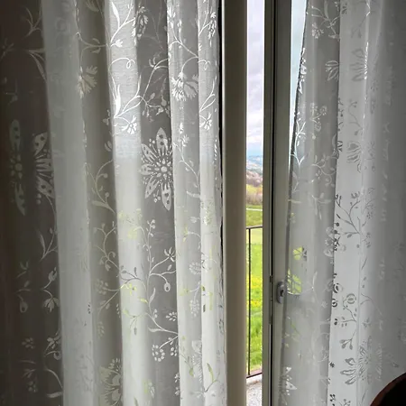 La Luce Delle Colline 4* Serravalle delle Langhe