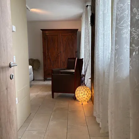 La Luce Delle Colline 4* Serravalle delle Langhe